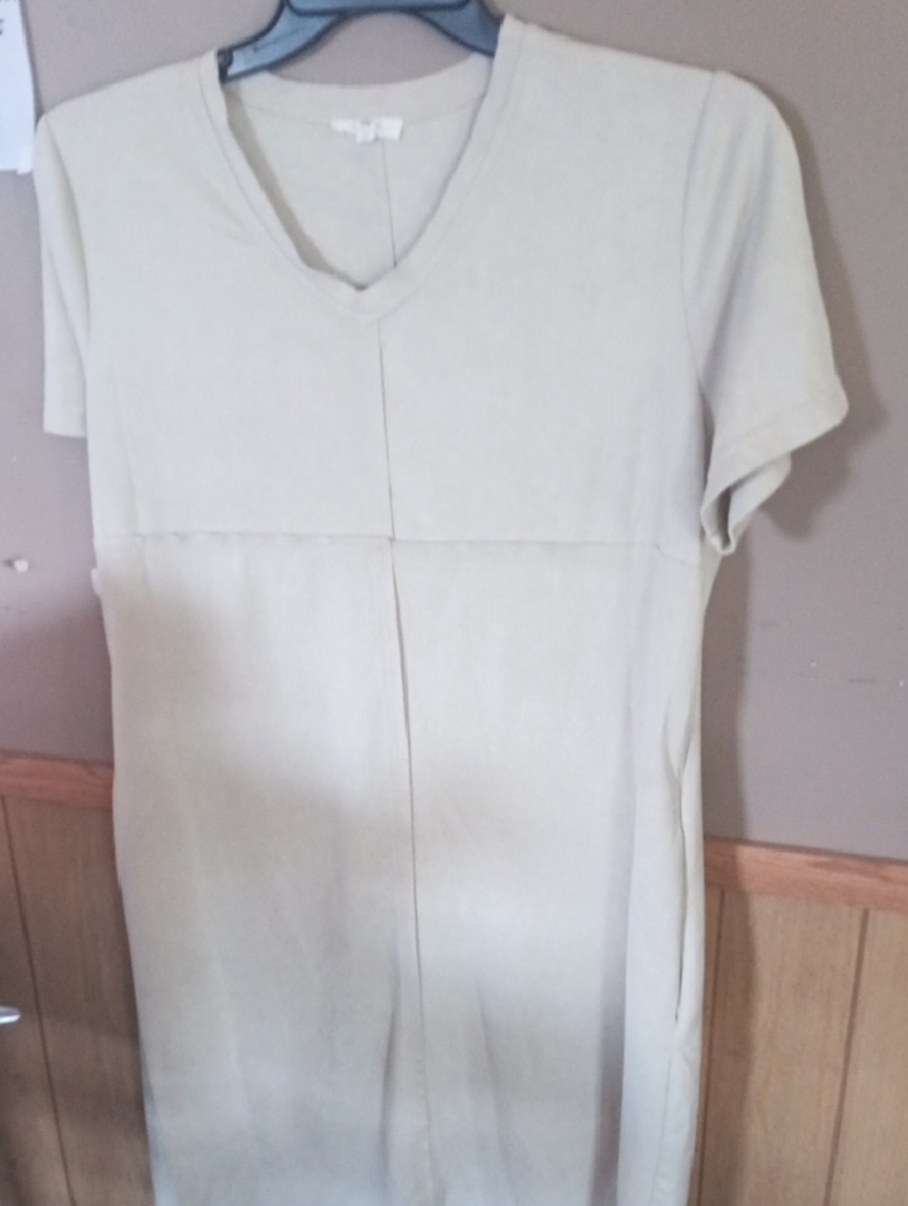 Classic V-Neck Short Sleeve Midi Dress in Cream